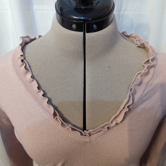 Light Pink J Crew V-neck Lightweight Sweater - Picture 3 of 5